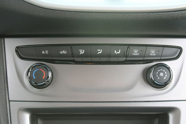 Opel Astra EDITION 110HP F-vat Salon Polska Gwarancja zdjęcie 22
