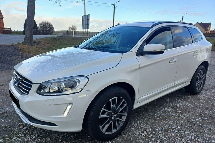 Volvo XC 60 Automat 8-Biegowy zdjęcie 2