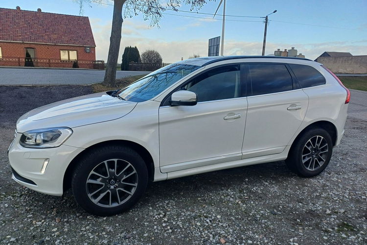 Volvo XC 60 Automat 8-Biegowy zdjęcie 3