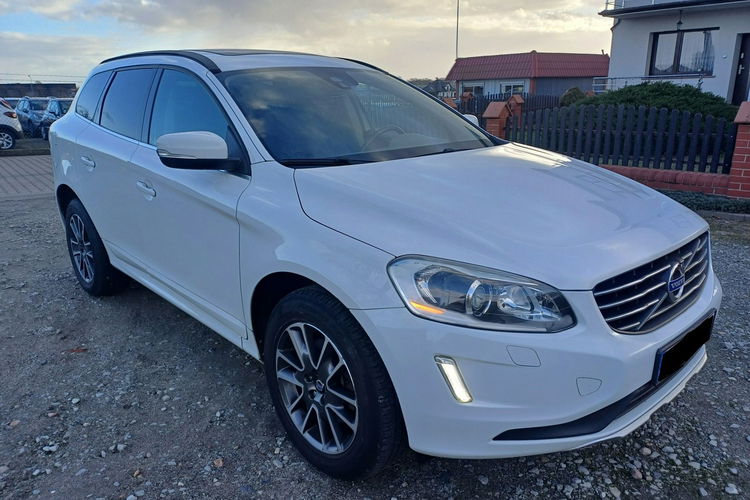 Volvo XC 60 Automat 8-Biegowy zdjęcie 4