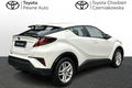 samochód osobowy Toyota zdjęcie 2