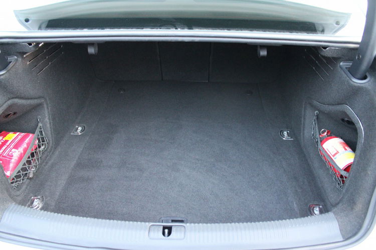 Audi A4 S-Line, automat, pamięć-fotela, skóra, nawigacja, kamera, szyberdach zdjęcie 11