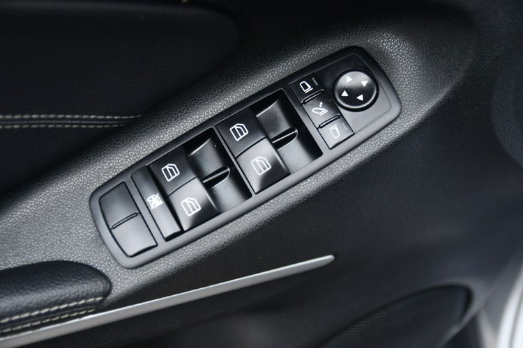 Mercedes ML 320 3.0cdi Automat, Alcantara, Navi, Podg.Fot.Klimatr 2 str.Xenony zdjęcie 26
