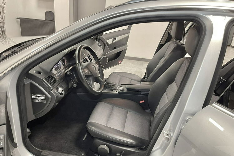 Mercedes C 220 2.2 170KM Automat Avantgarde Skóry Duża Navi Półskóry Serwis Z NIEMIEC zdjęcie 32