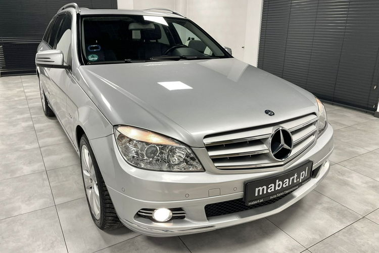 Mercedes C 220 2.2 170KM Automat Avantgarde Skóry Duża Navi Półskóry Serwis Z NIEMIEC zdjęcie 5