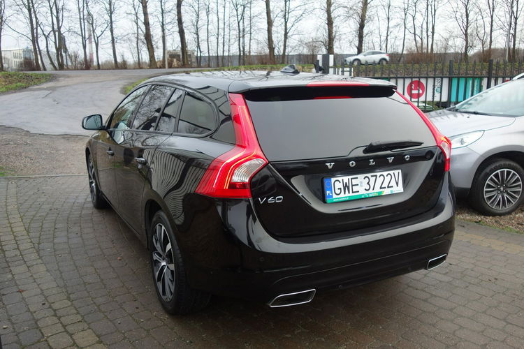 V60 Volvo V60 2018 2.0 diesel 120km automat skóry navi zdjęcie 4