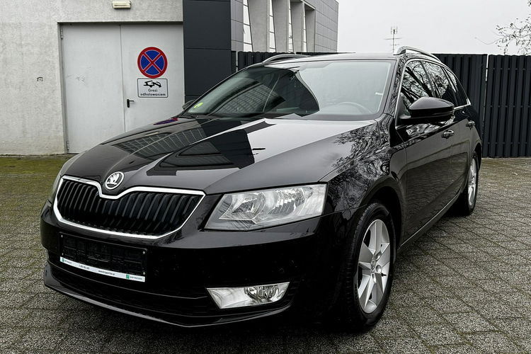 Skoda Octavia Pół-Skóry Navi PDC Gwarancja zdjęcie 2