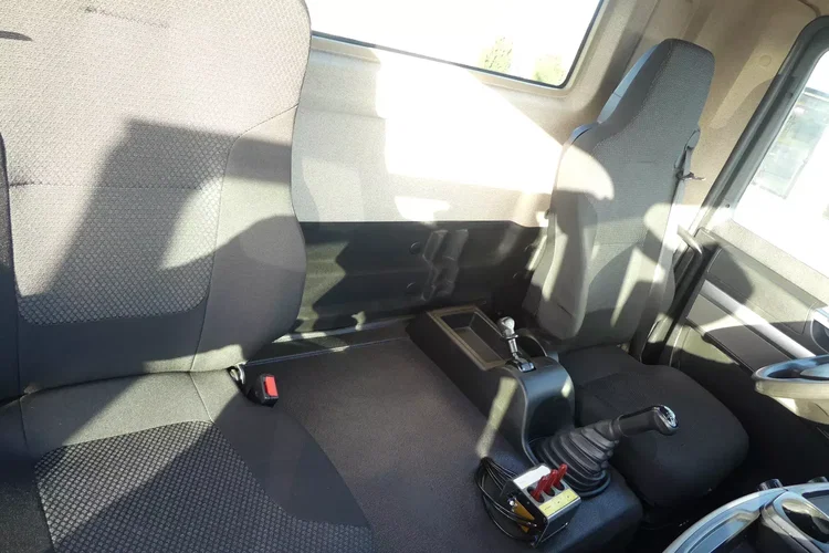 MAN TGL 12.220 / HAKOWIEC / EURO 6 / BLOKADA MOSTU / NISKI PRZEBIEG / zdjęcie 33