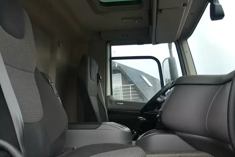 DAF CF 370 / 6x2 / CHŁODNIA 9.30 + WINDA / EURO 6 / CARRIER SUPRA 850 / zdjęcie 17