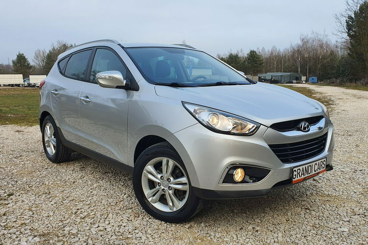 Hyundai ix35 2.0i 163KM # Climatronic # Parktronic # PółSkóra # Serwis do Końca zdjęcie 3