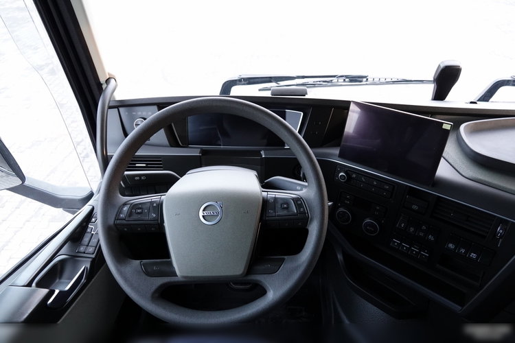 Wielton VOLVO FH 460 / I-SAVE / XXL / ZESTAW TANDEM PRZEJAZDOWY / 120 M3 / + WÓZEK PALFINGER / KLIMA POSTOJOWA / DOKI - ZAWIESIE DO WÓZKA / PO ZŁOTYM KONTRAKCIE SERWISOWYM  zdjęcie 52