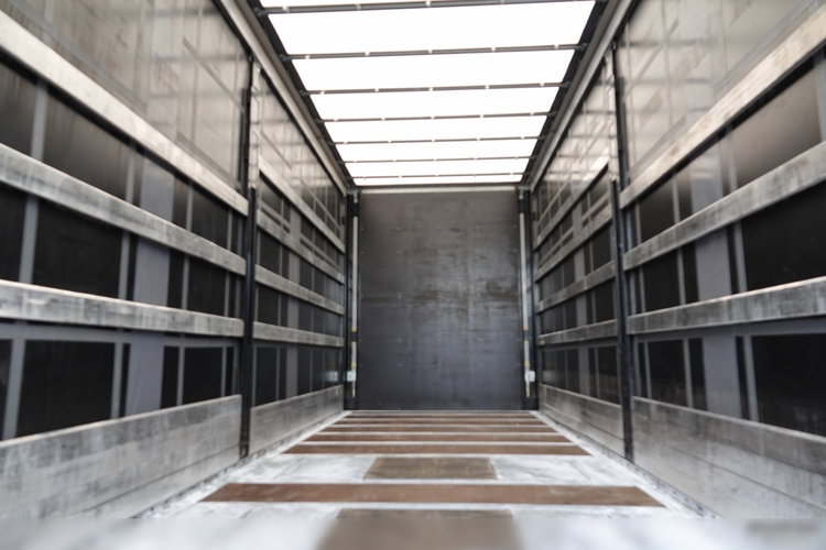 Volvo FH 460 / XXL / I-SAVE / 6x2 / FIRANKA - 7.8 m / SOLÓWKA / PODNOSZONY DACH / KLIMA POSTOJOWA / DOKI- ZAWIESIE  DO WÓZKA / PO ZŁOTYM KONTRAKCIE SERWISOWYM zdjęcie 23