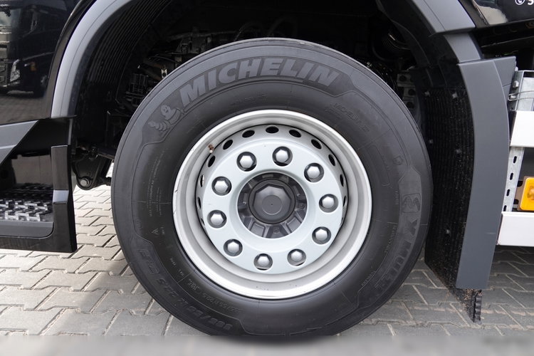 Volvo FH 460 / XXL / I-SAVE / 6x2 / FIRANKA - 7.8 m / SOLÓWKA / PODNOSZONY DACH / KLIMA POSTOJOWA / DOKI- ZAWIESIE  DO WÓZKA / PO ZŁOTYM KONTRAKCIE SERWISOWYM zdjęcie 30