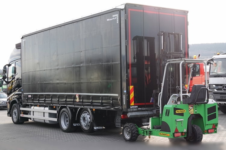 Volvo FH 460 / XXL / I-SAVE / 6x2 / FIRANKA - 7.8 m / SOLÓWKA / PODNOSZONY DACH / KLIMA POSTOJOWA / DOKI- ZAWIESIE  DO WÓZKA / PO ZŁOTYM KONTRAKCIE SERWISOWYM zdjęcie 3