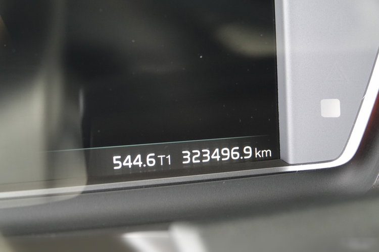 Volvo FH 460 / XXL / I-SAVE / 6x2 / FIRANKA - 7.8 m / SOLÓWKA / PODNOSZONY DACH / KLIMA POSTOJOWA / DOKI- ZAWIESIE  DO WÓZKA / PO ZŁOTYM KONTRAKCIE SERWISOWYM zdjęcie 51