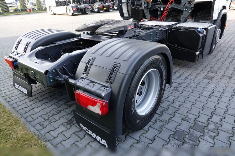 Scania R 500 / RETARDER /  KLIMA POSTOJOWA / NOWE OPONY / 12.2020 ROK / PO ZŁOTYM KONTRAKCIE SERWISOWYM  zdjęcie 16