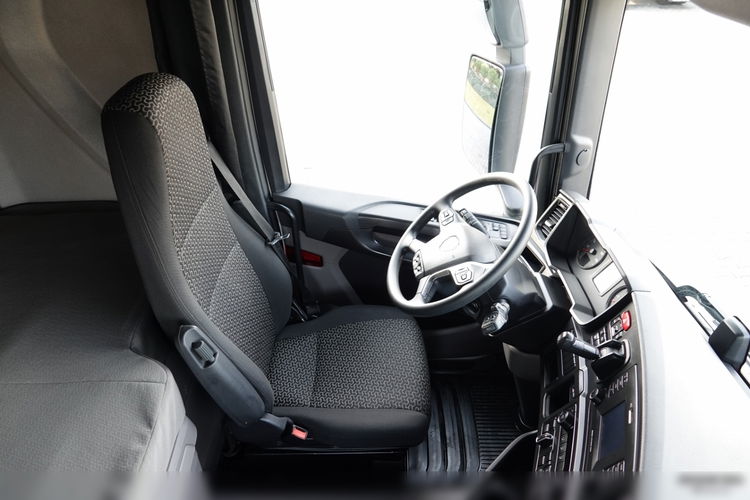 Scania R 500 / RETARDER /  KLIMA POSTOJOWA / NOWE OPONY / 12.2020 ROK / PO ZŁOTYM KONTRAKCIE SERWISOWYM  zdjęcie 24