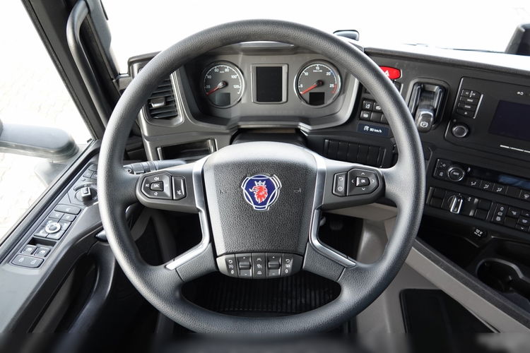 Scania R 500 / RETARDER /  KLIMA POSTOJOWA / NOWE OPONY / 12.2020 ROK / PO ZŁOTYM KONTRAKCIE SERWISOWYM  zdjęcie 25