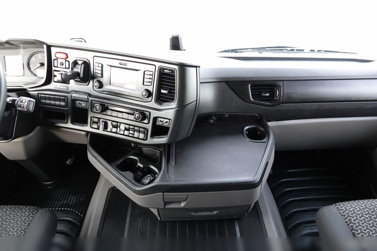 Scania R 500 / RETARDER /  KLIMA POSTOJOWA / NOWE OPONY / 12.2020 ROK / PO ZŁOTYM KONTRAKCIE SERWISOWYM  zdjęcie 28
