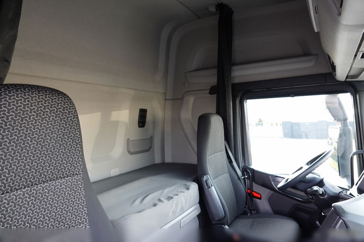 Scania R 500 / RETARDER /  KLIMA POSTOJOWA / NOWE OPONY / 12.2020 ROK / PO ZŁOTYM KONTRAKCIE SERWISOWYM  zdjęcie 32