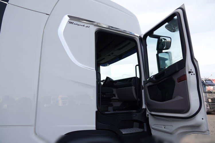 Scania R 500 / RETARDER /  KLIMA POSTOJOWA / NOWE OPONY / 12.2020 ROK / PO ZŁOTYM KONTRAKCIE SERWISOWYM  zdjęcie 33