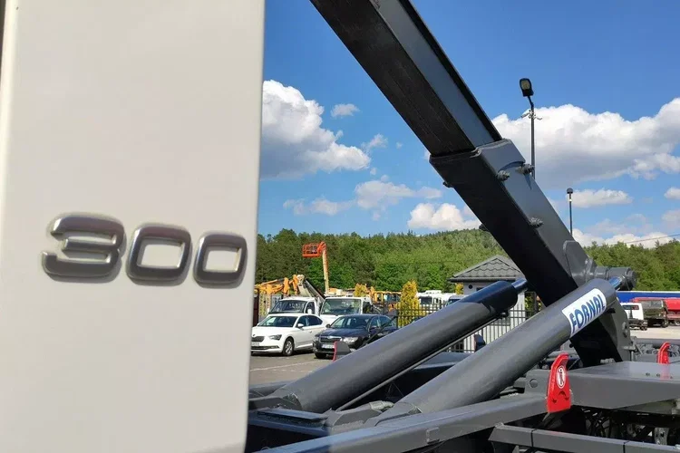 Volvo FE 26.300 Hakowiec Napęd 6x2 Oś Skrętna zdjęcie 16