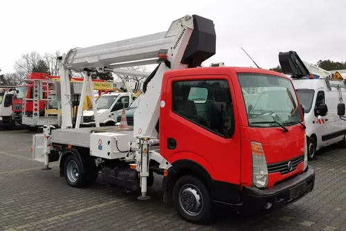 Nissan Cabstar