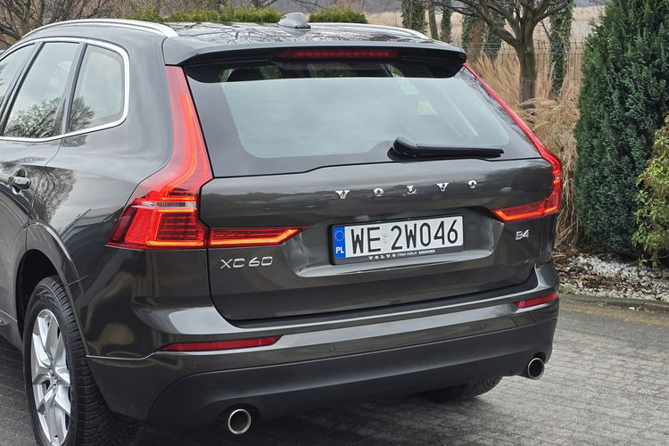 Volvo XC 60 B4 Momentum Pro / Salon PL I-właściciel / Bezwypadkowy zdjęcie 17