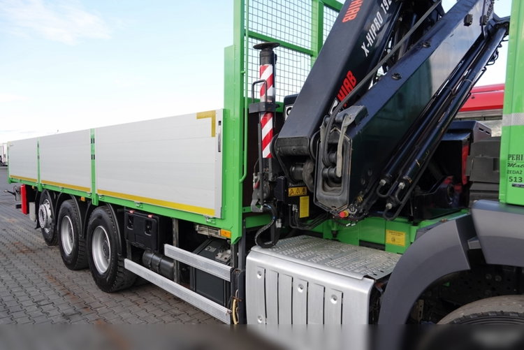 Mercedes AROCS 3240 / 8x4 / SKRZYNIOWY + HDS HIAB 192 E-5 wysów : 15 M  / HDS ZA KABINĄ / TRIDEM / OŚ PODNOSZONA + SKRĘTNA / EURO 6 / STEROWANIE RADIOWE  zdjęcie 16