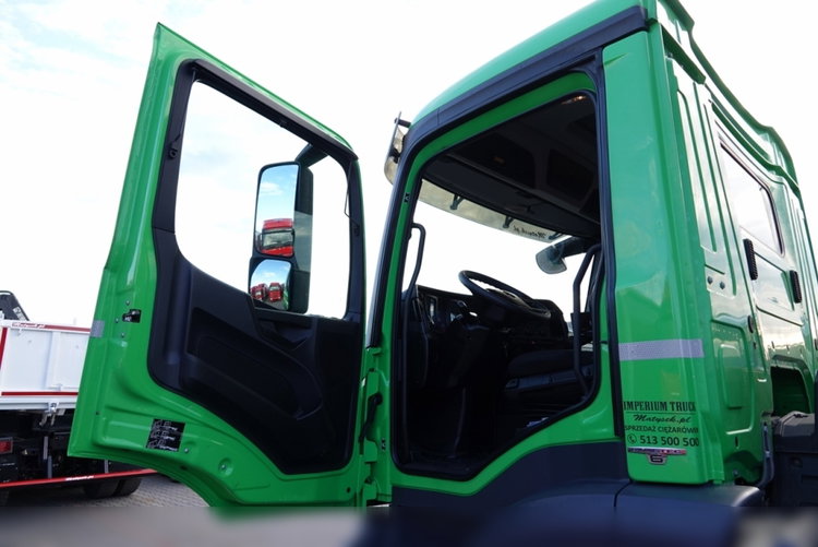 Mercedes AROCS 3240 / 8x4 / SKRZYNIOWY + HDS HIAB 192 E-5 wysów : 15 M  / HDS ZA KABINĄ / TRIDEM / OŚ PODNOSZONA + SKRĘTNA / EURO 6 / STEROWANIE RADIOWE  zdjęcie 31