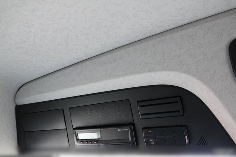 Mercedes AROCS 3240 / 8x4 / SKRZYNIOWY + HDS HIAB 192 E-5 wysów : 15 M  / HDS ZA KABINĄ / TRIDEM / OŚ PODNOSZONA + SKRĘTNA / EURO 6 / STEROWANIE RADIOWE  zdjęcie 40