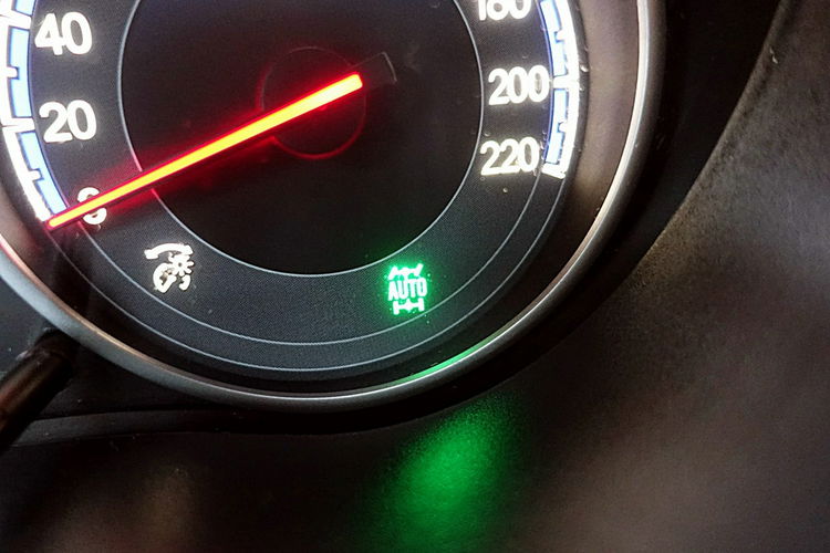 Suzuki SX4 4x4 1.6i 16V KLIMATRONIC Podgrzewane Fotele GWARANCJA Krajowy Bezwypad 4x2 zdjęcie 24