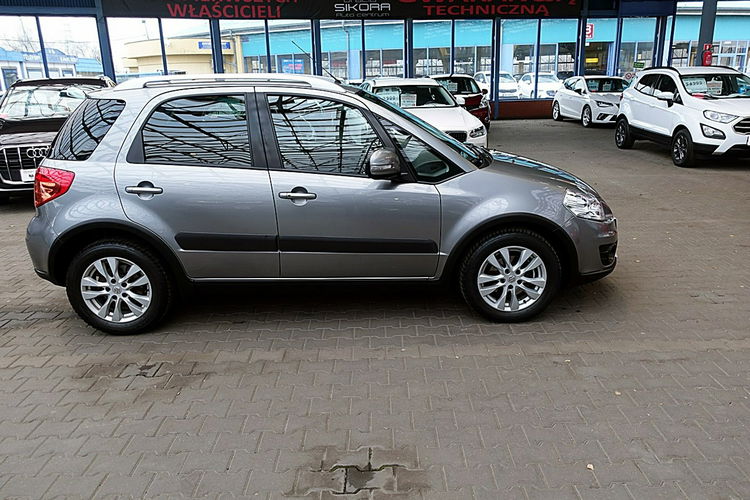Suzuki SX4 4x4 1.6i 16V KLIMATRONIC Podgrzewane Fotele GWARANCJA Krajowy Bezwypad 4x2 zdjęcie 28