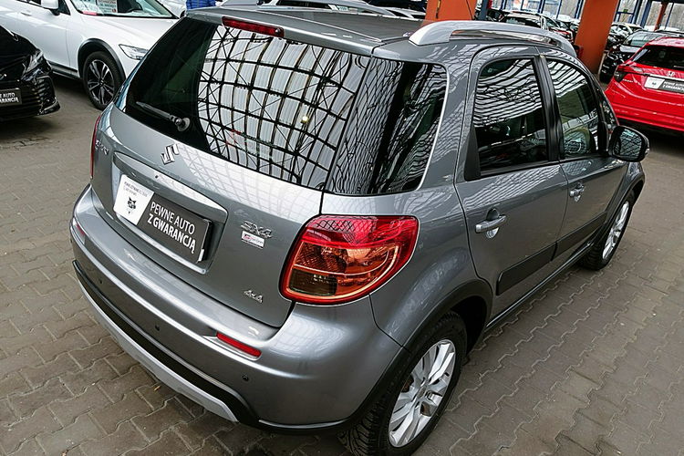 Suzuki SX4 4x4 1.6i 16V KLIMATRONIC Podgrzewane Fotele GWARANCJA Krajowy Bezwypad 4x2 zdjęcie 36