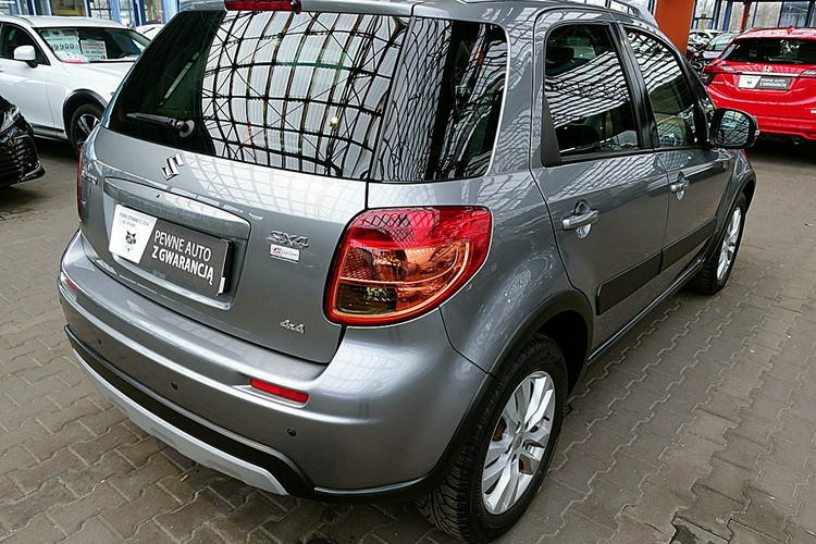 Suzuki SX4 4x4 1.6i 16V KLIMATRONIC Podgrzewane Fotele GWARANCJA Krajowy Bezwypad 4x2 zdjęcie 43