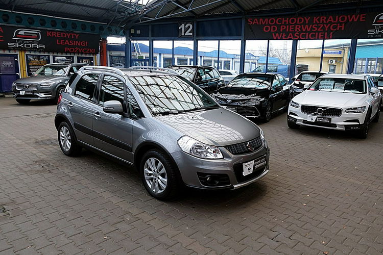 Suzuki SX4 4x4 1.6i 16V KLIMATRONIC Podgrzewane Fotele GWARANCJA Krajowy Bezwypad 4x2 zdjęcie 3