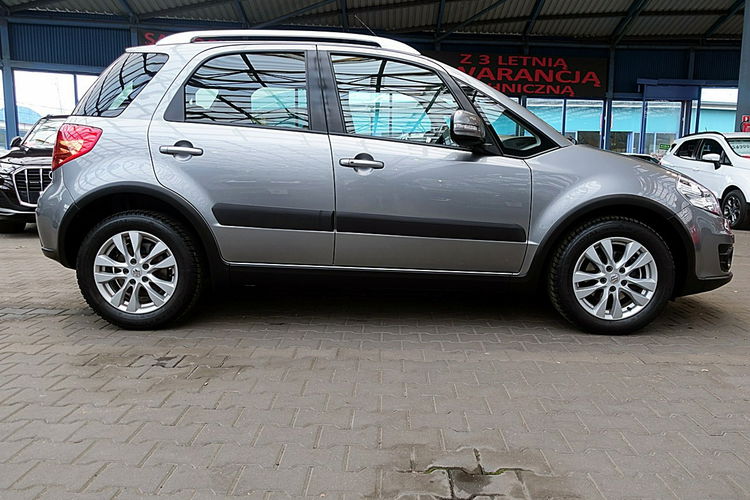 Suzuki SX4 4x4 1.6i 16V KLIMATRONIC Podgrzewane Fotele GWARANCJA Krajowy Bezwypad 4x2 zdjęcie 60