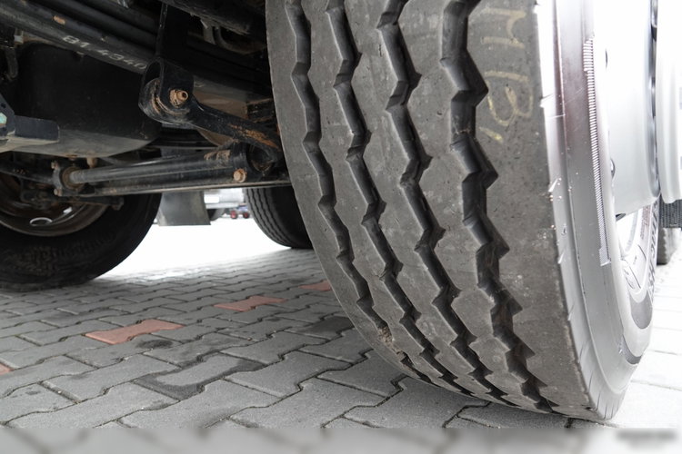 MAN TGS 35.400 / 8x4 / WYWROTKA / HYDROBURTA / MEILLER KIPPER / EURO 6 / OPONY 100% / ŁADOWNOŚĆ: 17.000 KG / PO KONTRAKCIE SERWISOWYM zdjęcie 34