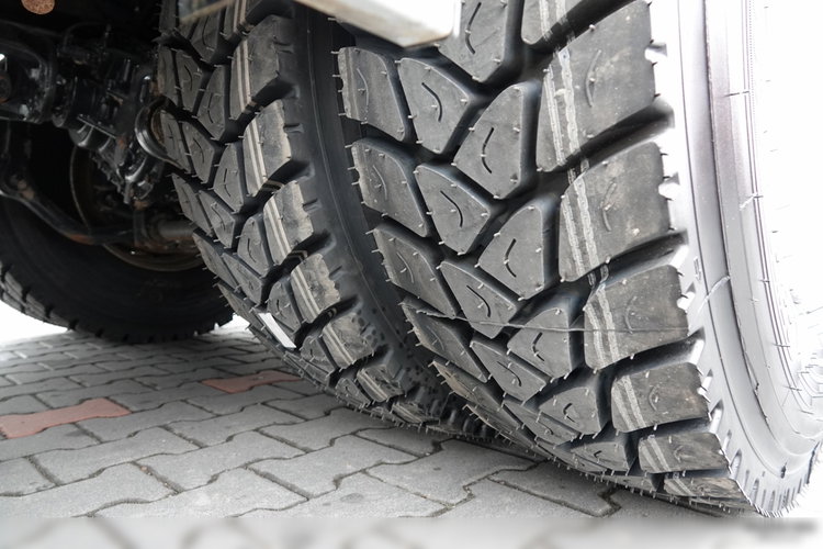 MAN TGS 35.400 / 8x4 / WYWROTKA / HYDROBURTA / MEILLER KIPPER / EURO 6 / OPONY 100% / ŁADOWNOŚĆ: 17.000 KG / PO KONTRAKCIE SERWISOWYM zdjęcie 37