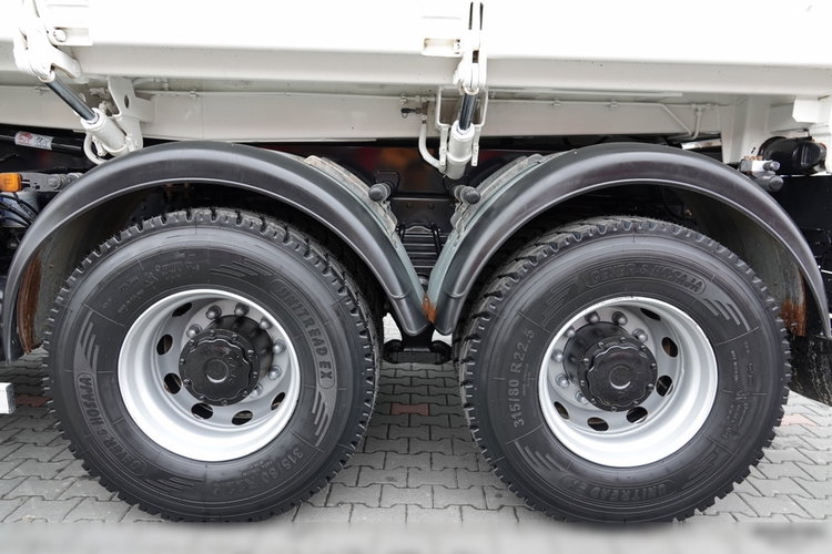 MAN TGS 35.400 / 8x4 / WYWROTKA / HYDROBURTA / MEILLER KIPPER / EURO 6 / OPONY 100% / ŁADOWNOŚĆ: 17.000 KG / PO KONTRAKCIE SERWISOWYM zdjęcie 39