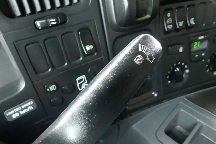 Scania P400 / 8x4 / WYWROTKA / HYDROBURTA / MANUAL / RETARDER / zdjęcie 38