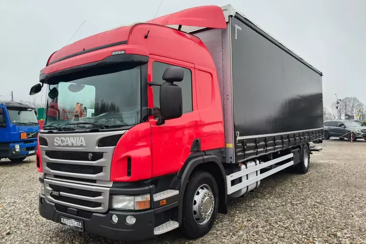 Scania P320 / FIRANKA 8.60 + WINDA / EURO 6 / NISKI PRZEBIEG / zdjęcie 2