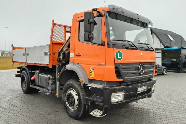 Mercedes AXOR 1829 / WYWROTKA + HDS HIAB SKŁADANY W Z / zdjęcie 6