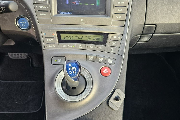 Toyota Prius 1.8 HSD 136KM Xenon Navi Hand Free Lift Kamera Skóra Full Led JBL zdjęcie 12