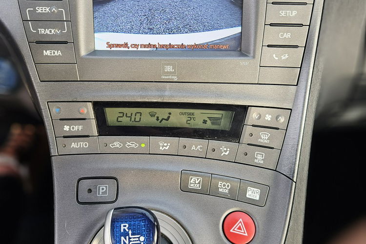 Toyota Prius 1.8 HSD 136KM Xenon Navi Hand Free Lift Kamera Skóra Full Led JBL zdjęcie 13