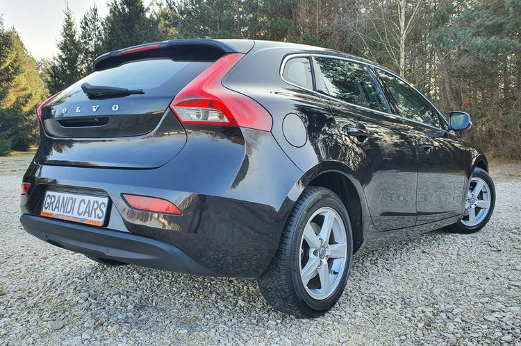Volvo V40 1.6 D2 115KM # Momentum # Navi # Pół Skóra # Parktronic # Kamera zdjęcie 2