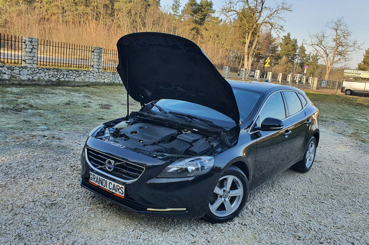 Volvo V40 1.6 D2 115KM # Momentum # Navi # Pół Skóra # Parktronic # Kamera zdjęcie 31