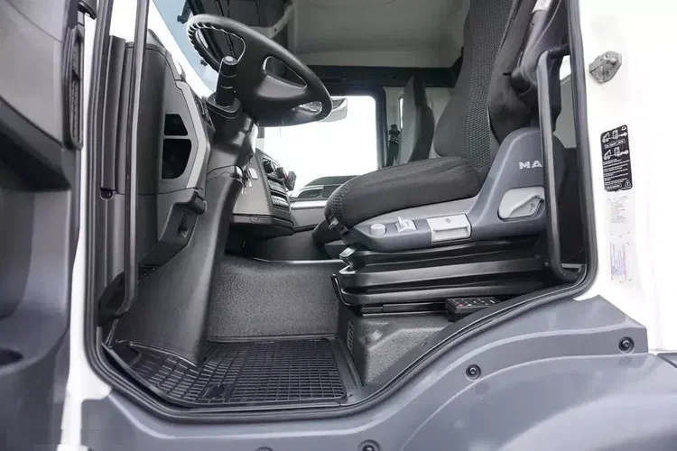 MAN / TGS / 26.400 / 6 X 2 / SKRZYNIOWY + HDS / FASSI F 175 / OŚ SKRĘTNA zdjęcie 28