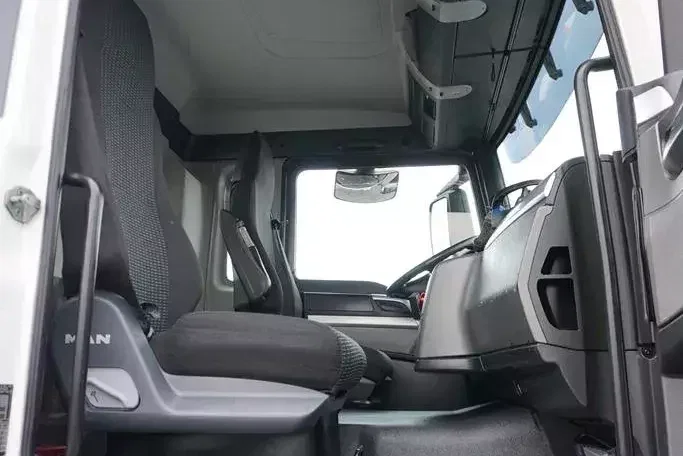 MAN / TGS / 26.400 / 6 X 2 / SKRZYNIOWY + HDS / FASSI F 175 / OŚ SKRĘTNA zdjęcie 8