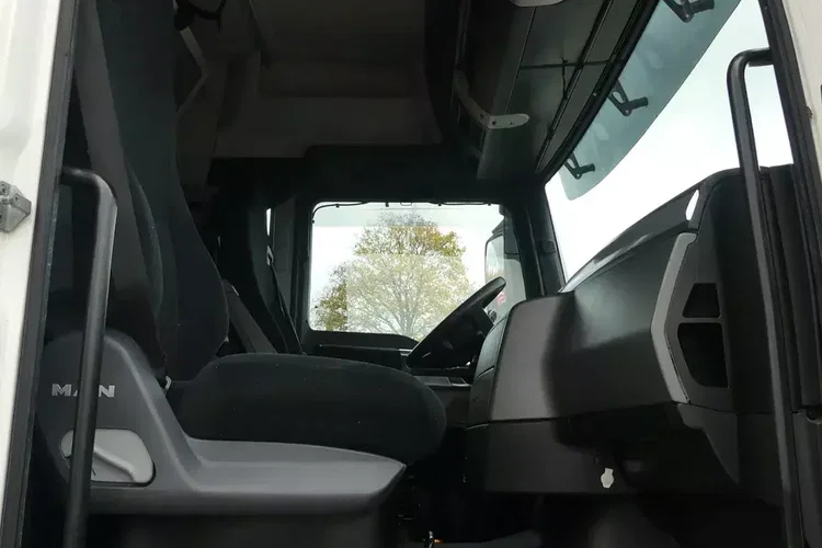 MAN TGX 18.480 + SCHMITZ FIRANKA VARIOS / ZESTAW / AUTOMAT / zdjęcie 25